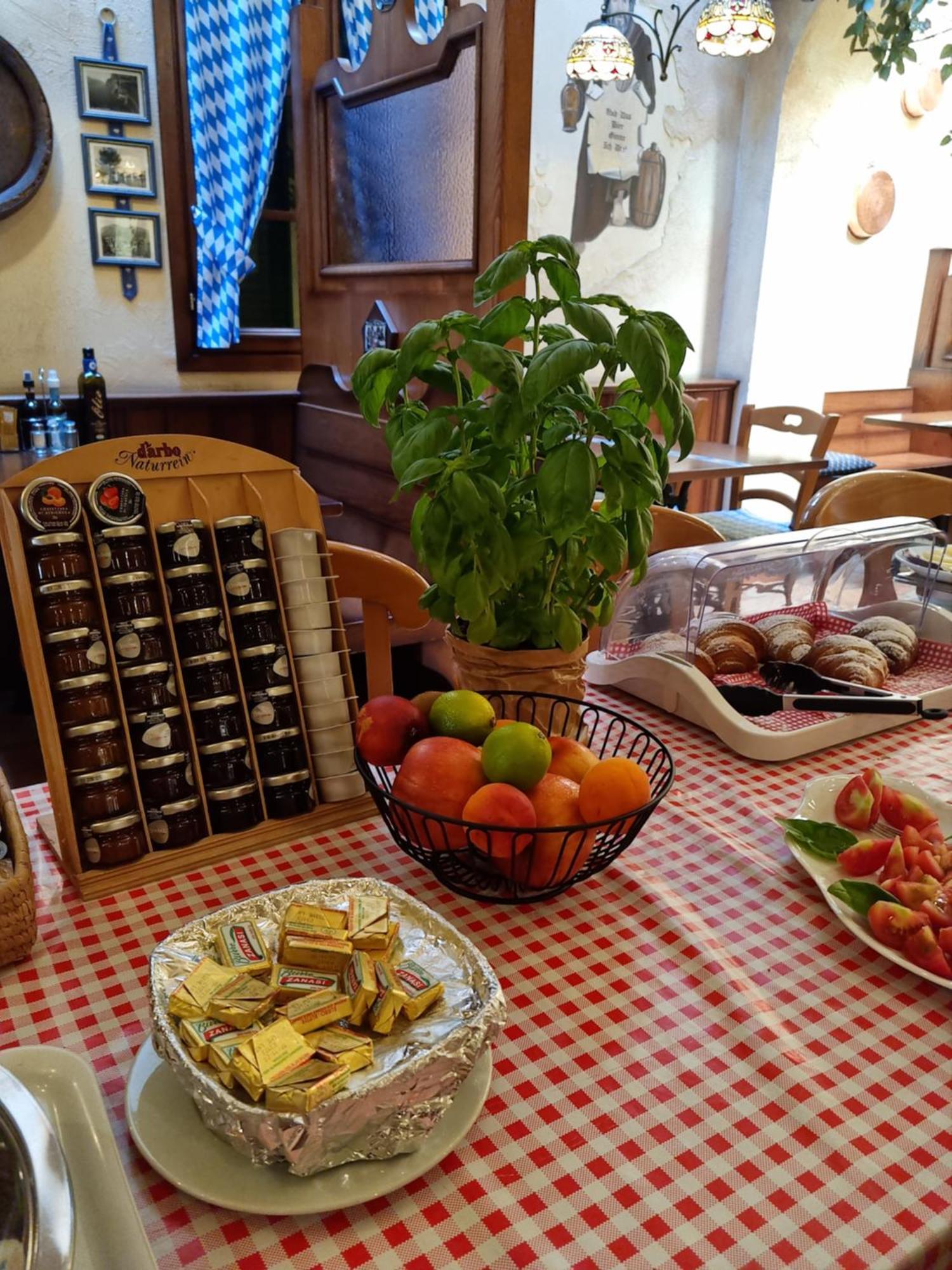 Hotel Vittoria Ρίβα ντελ Γκάρντα Εξωτερικό φωτογραφία
