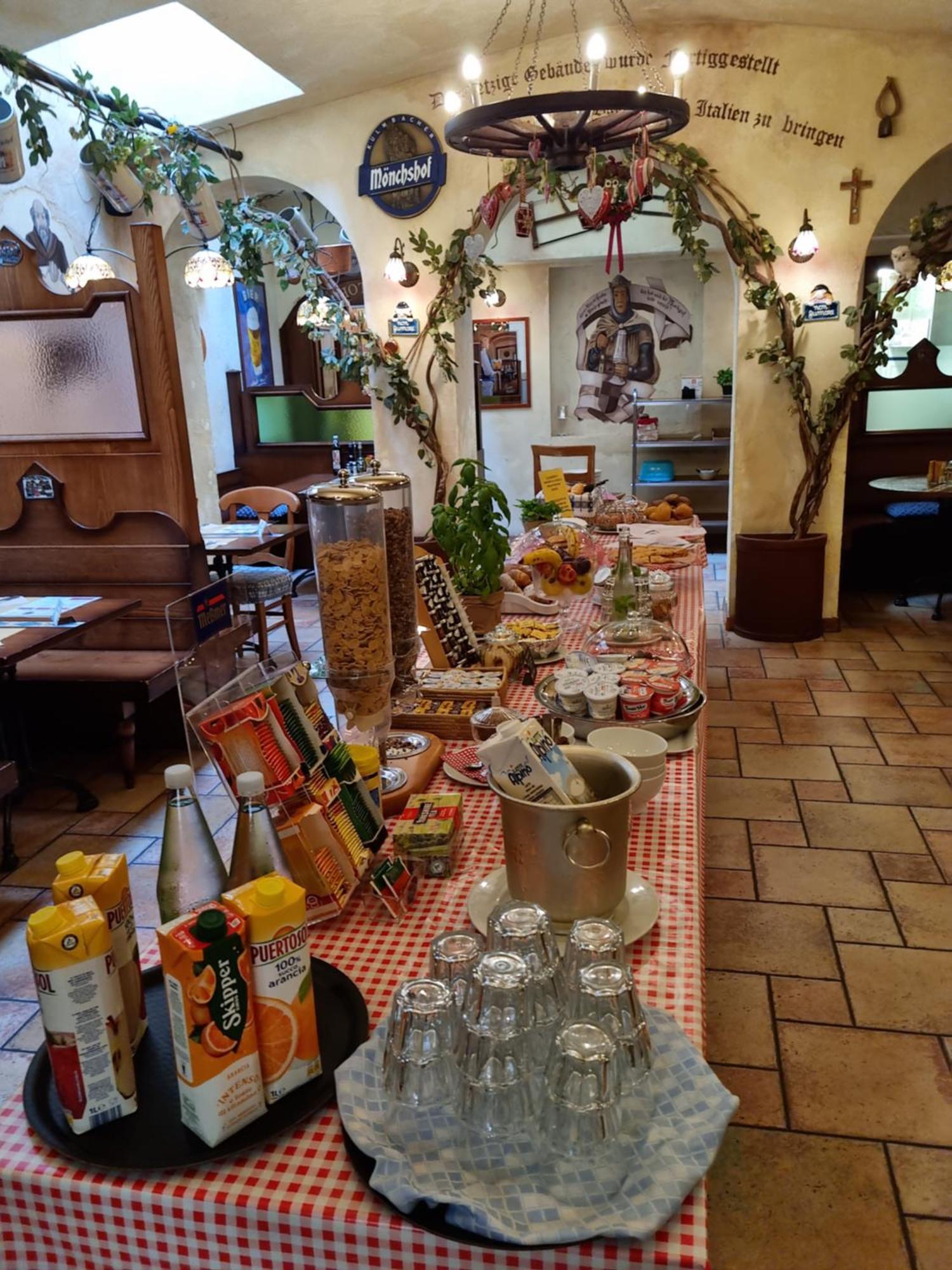 Hotel Vittoria Ρίβα ντελ Γκάρντα Εξωτερικό φωτογραφία