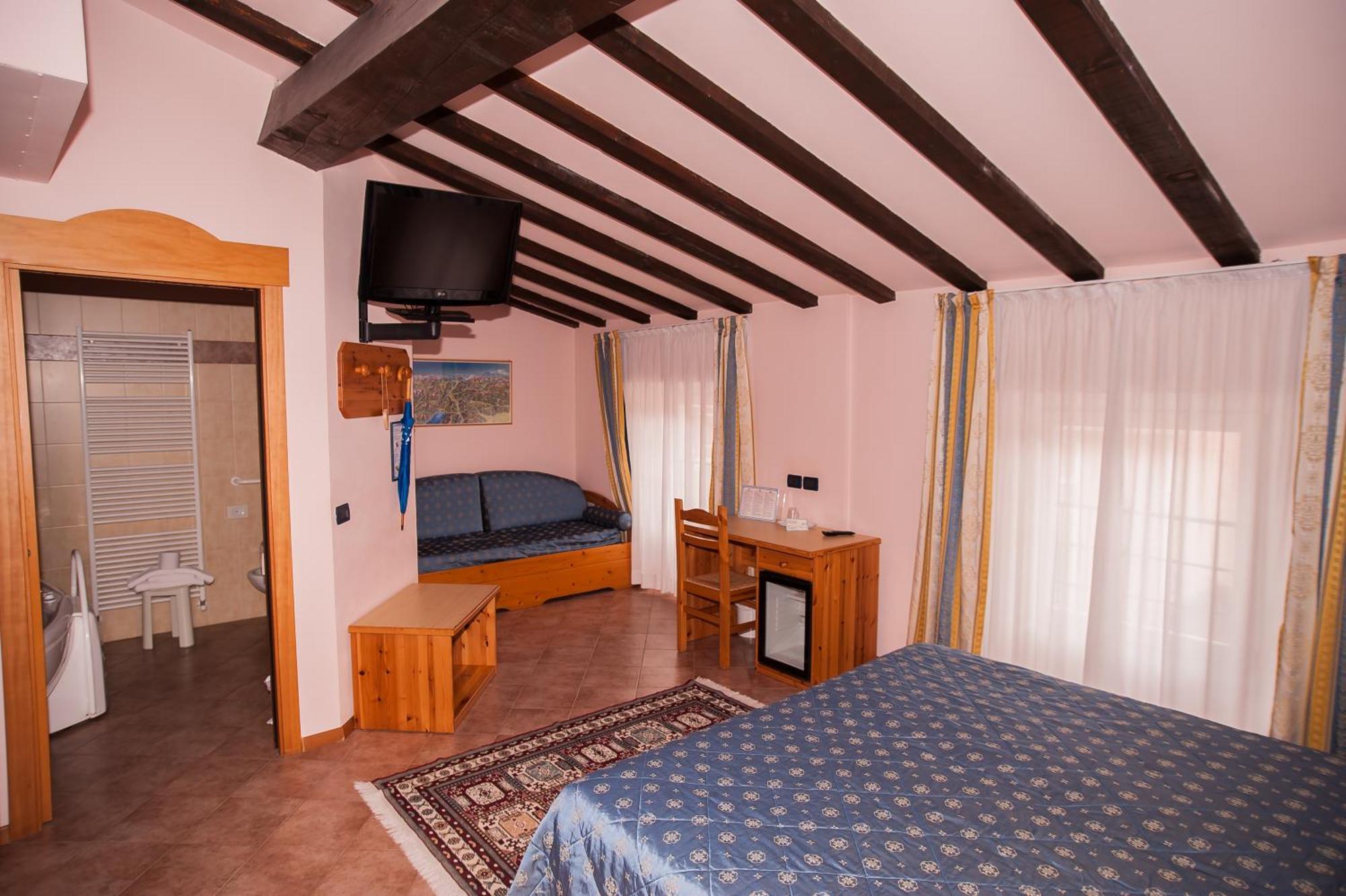 Hotel Vittoria Ρίβα ντελ Γκάρντα Δωμάτιο φωτογραφία