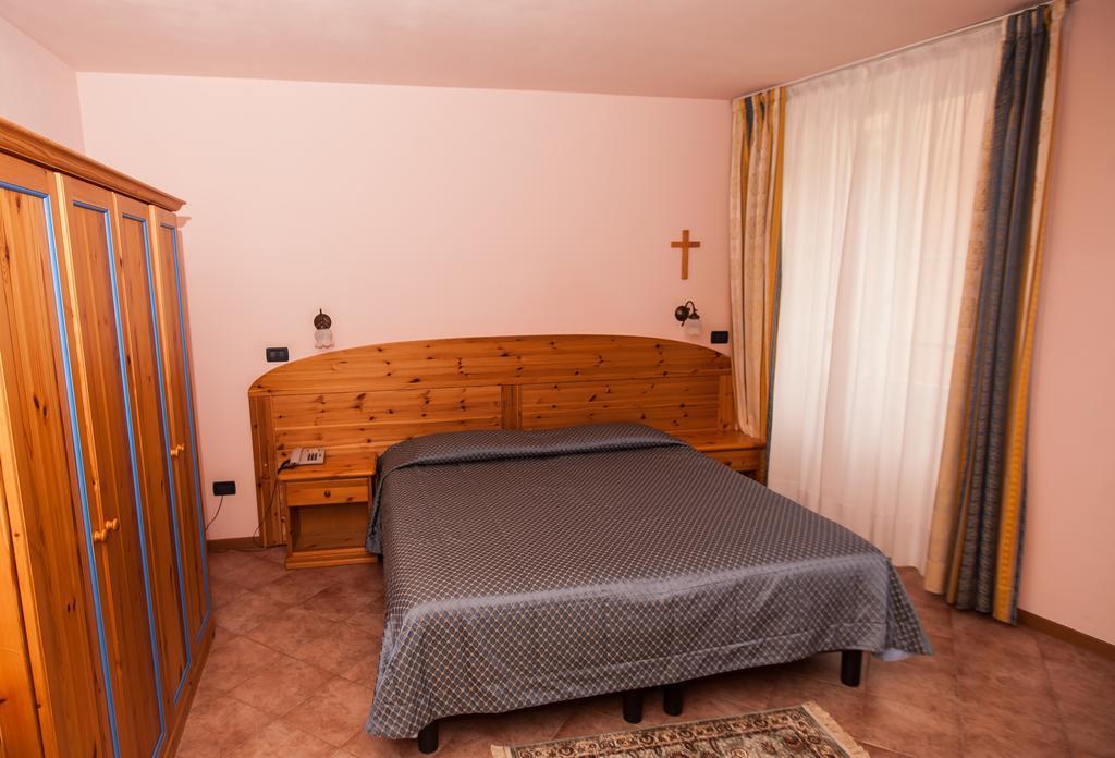 Hotel Vittoria Ρίβα ντελ Γκάρντα Εξωτερικό φωτογραφία